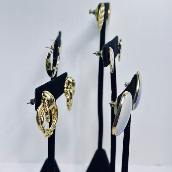 Vintage Lot of 5 Gold Tone Pierced Earrings (5625) - Picture 5 of 7